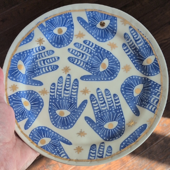 by ANTHROPOLOGIE I Insight Stoneware Plate Hamsa Blue Gold Hand Eye Pattern - Picture 3 of 12